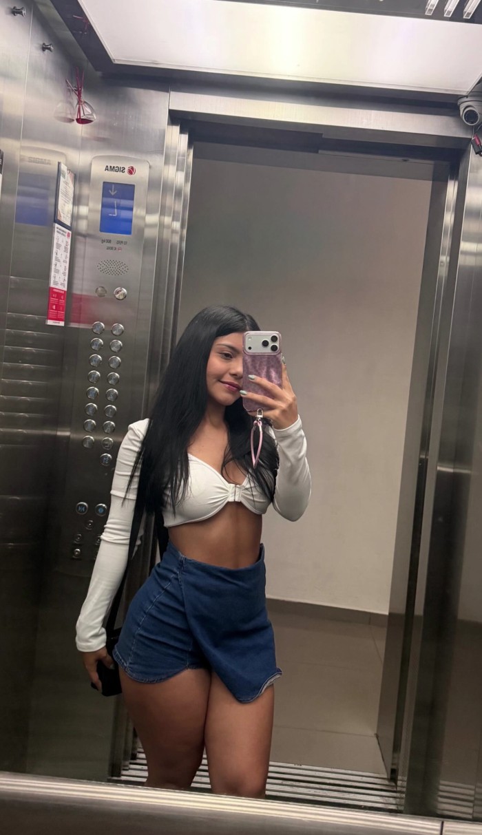 Independent young woman likes older men….OUTCALL
