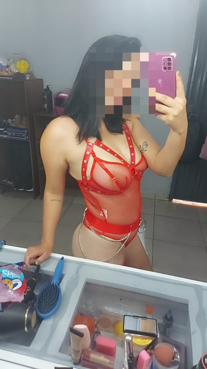 JOVENCITA MUY VICIOSA EN VILLARROBLEDO 24H