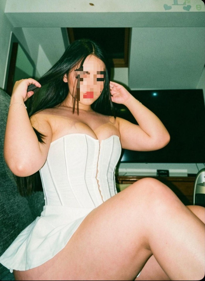 ¡¡SOFÍA, 24 AÑOS, NUEVA EN LOS CANCAJOS!!