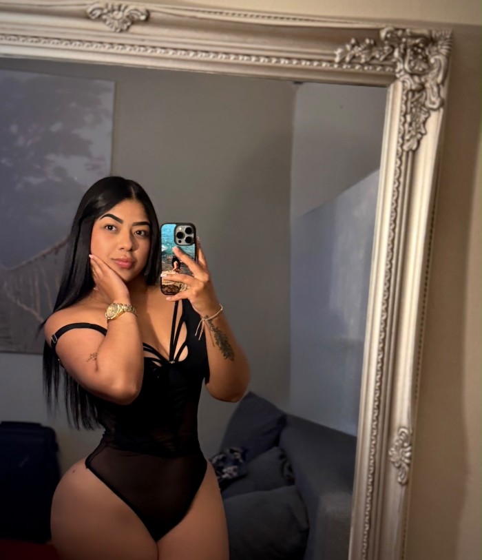 SAMANTHA NUEVA EN LA ISLA 🪽
