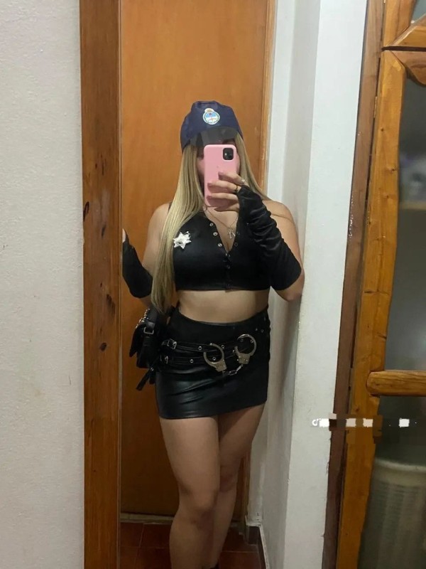 EN LEON ESCORT COLOMBIANA CACHONDA ARDIENTE