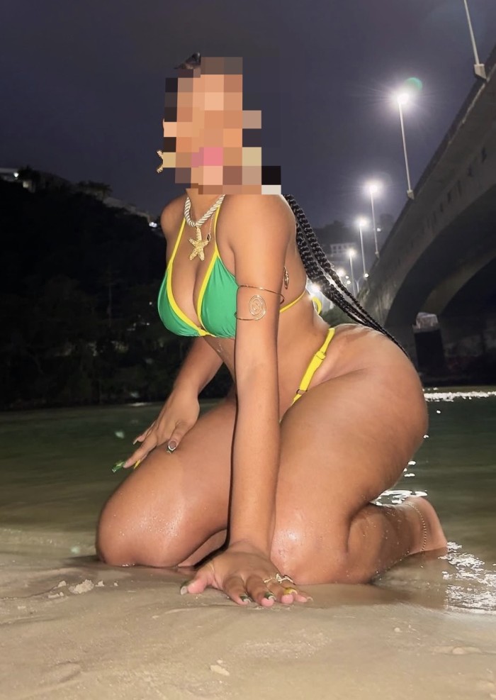 Latina novedad