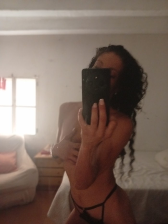 Morenita morbosa FIESTERA INDEPENDIENTE videollama