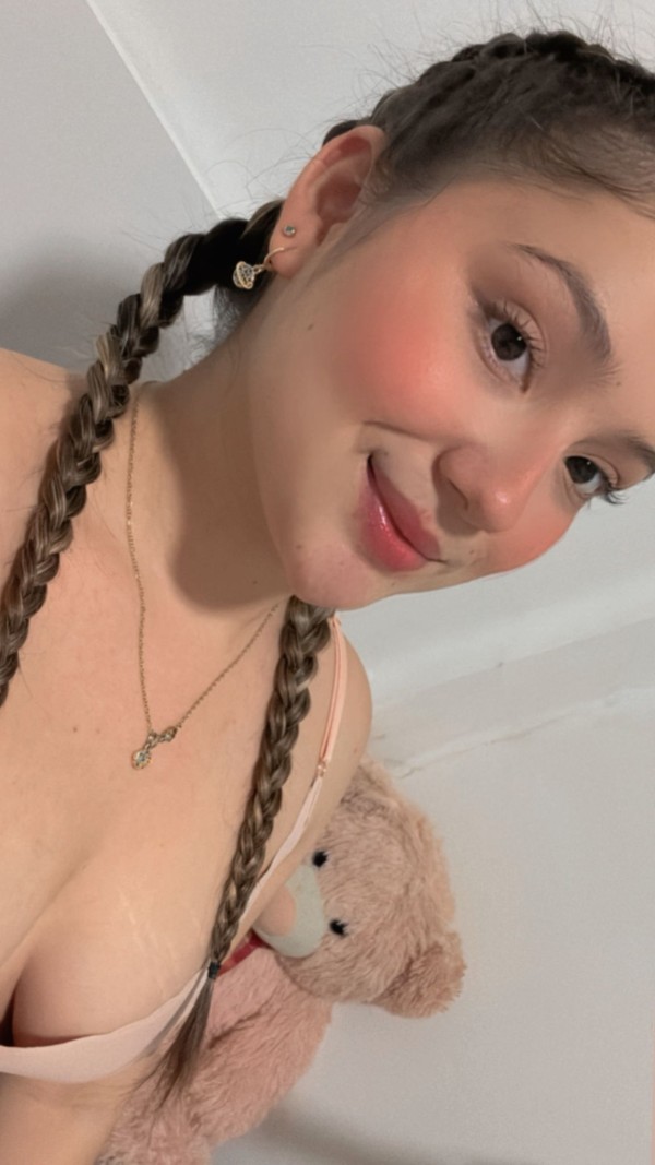 TEEN 19AÑOS CUERPO NATURAL LA MAS SEXY DE GANDIA