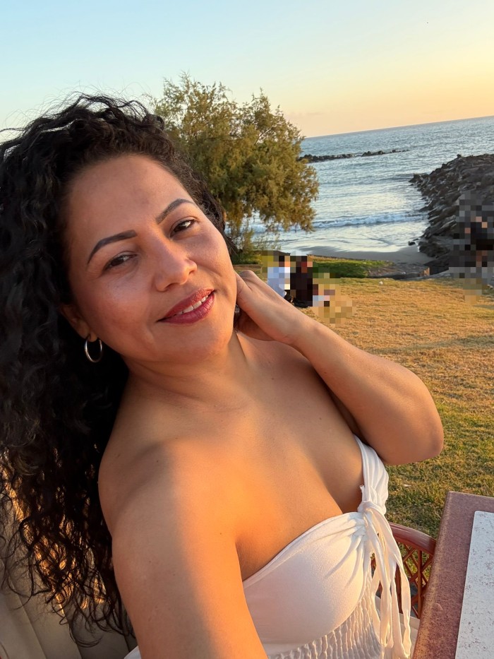 SALOME MÁS QUE UN ENCUENTRO… UNICA *SAN ISIDRO*