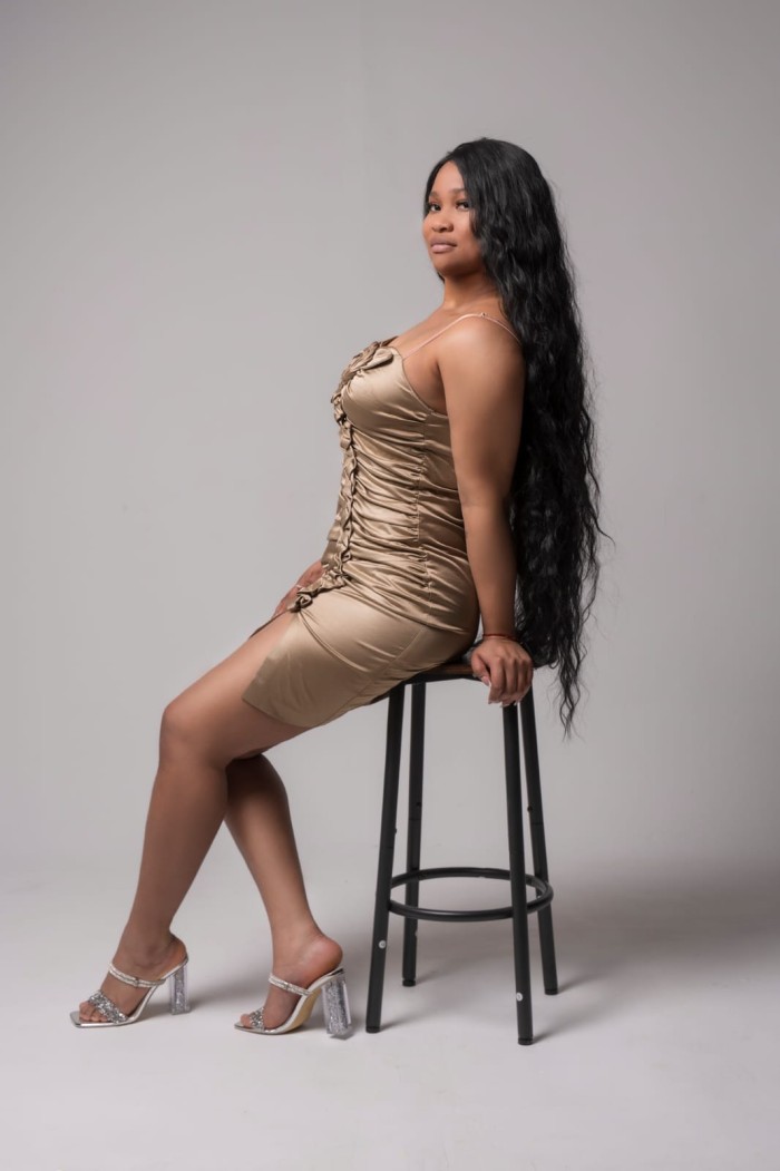 PRECIOSAS CHICAS JUGUETONAS