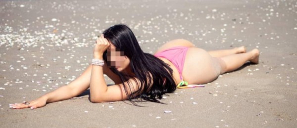 DIOSA DEL PLACER SIN LIMITES EN LA CAMA EN SALOU