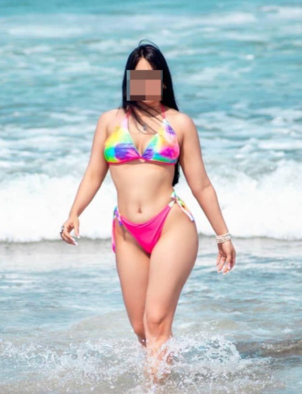 DIOSA DEL PLACER SIN LIMITES EN LA CAMA EN SALOU