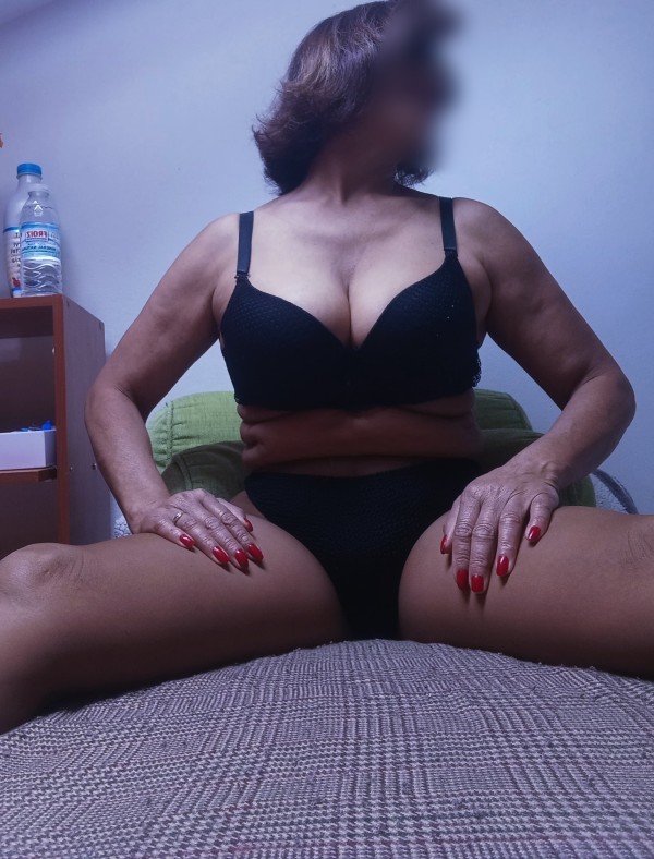 Mulata madurita latina santiago