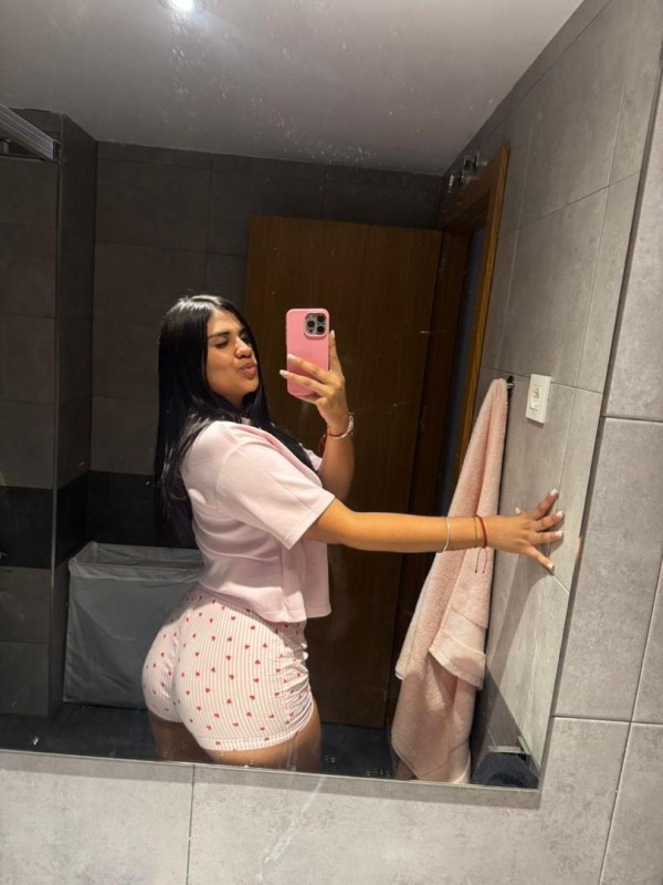 Venezolana ardiente y apasionada en Ibiza