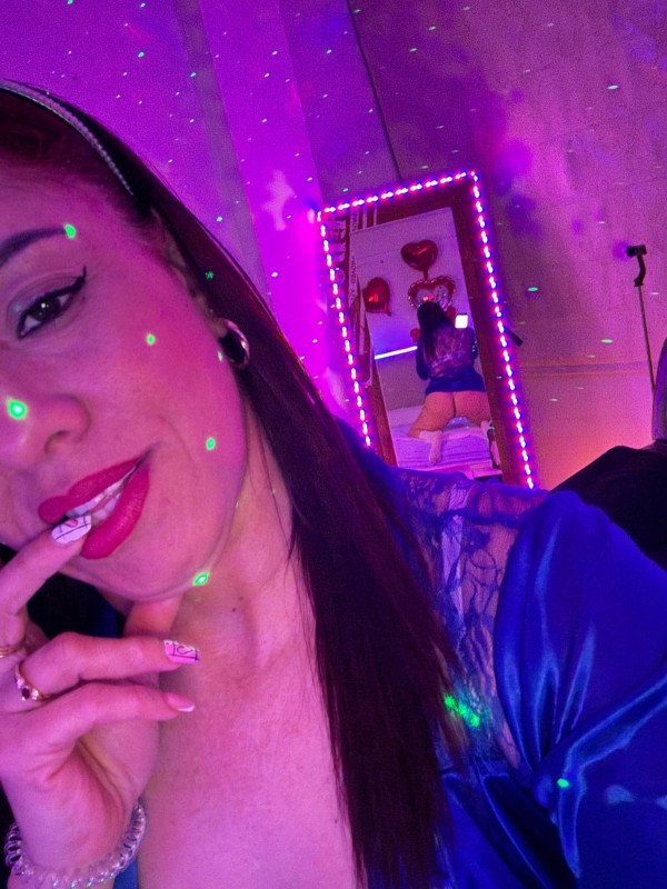 LORENA CACHONDA Y FIESTERA ME ENCANTA EL GRIEGO