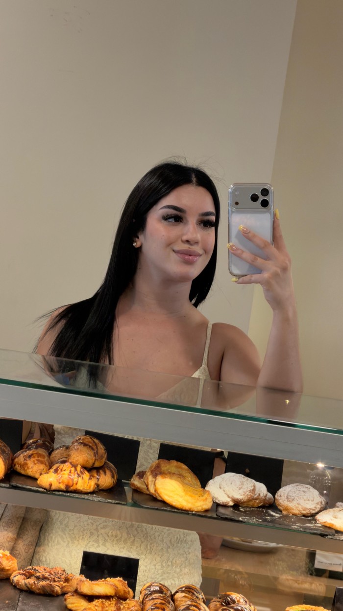 Gatita traviesa… dulce princesa elegante y picante