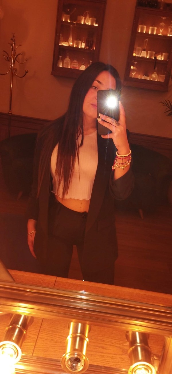 MORENAZA ESPAÑOLA DE CUERPO ESPECTACULAR—-RECIEN LLEGADA SABINILLAS