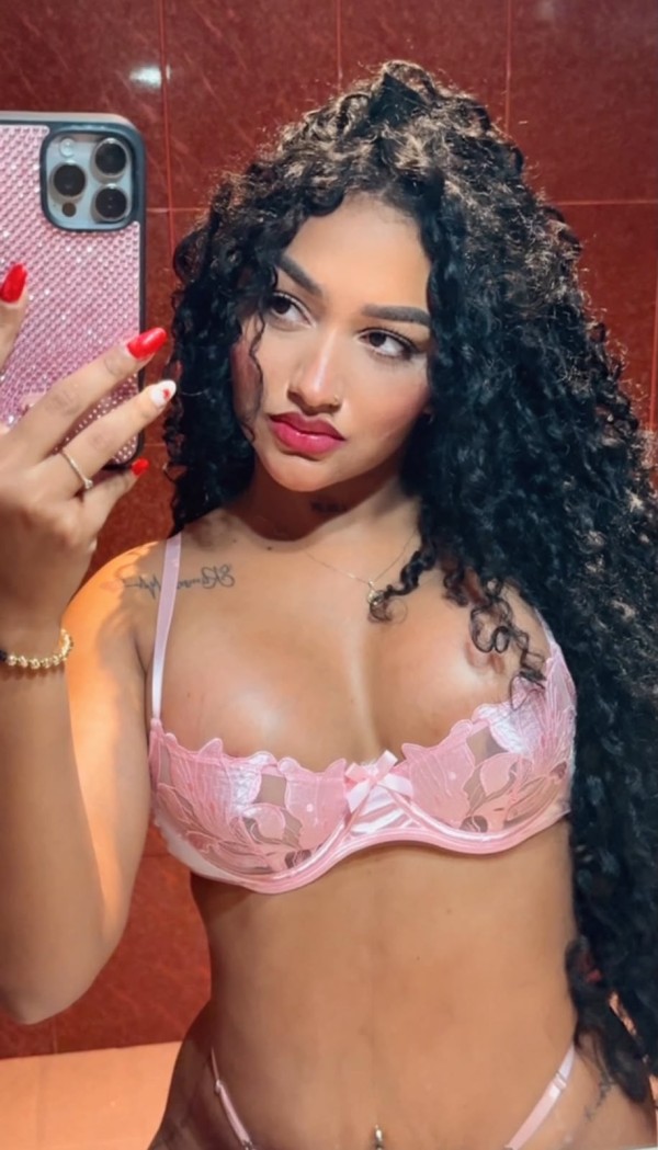 Sexy Guapa Fiestera Rayza te está esperando!!!