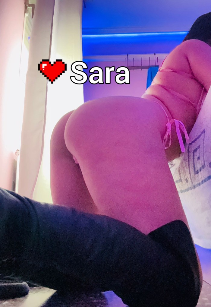 Cariñosa y Mojadita