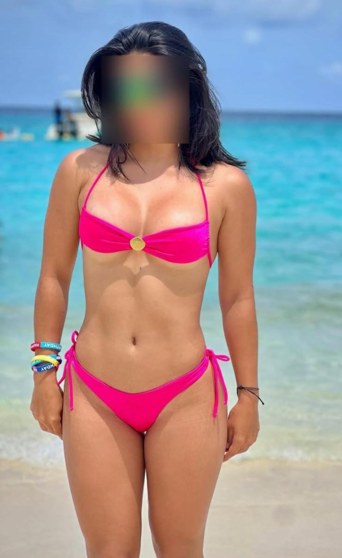 Una madurita muy delgada recién llegada 30ROSAS