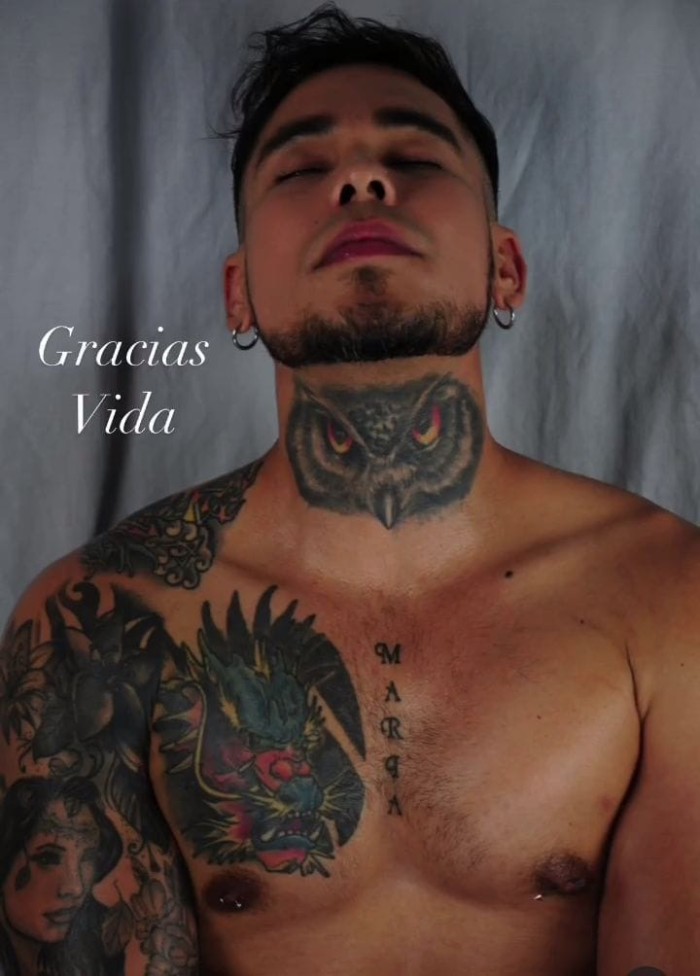 Chaval majo guapote serio cachondo fiestero