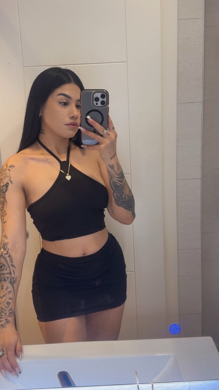 Tifany Bella Delgada Joven Estudiante