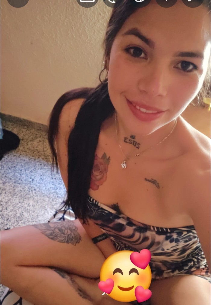 QUIERO QUE ME CHUPES EL COÑO RICO