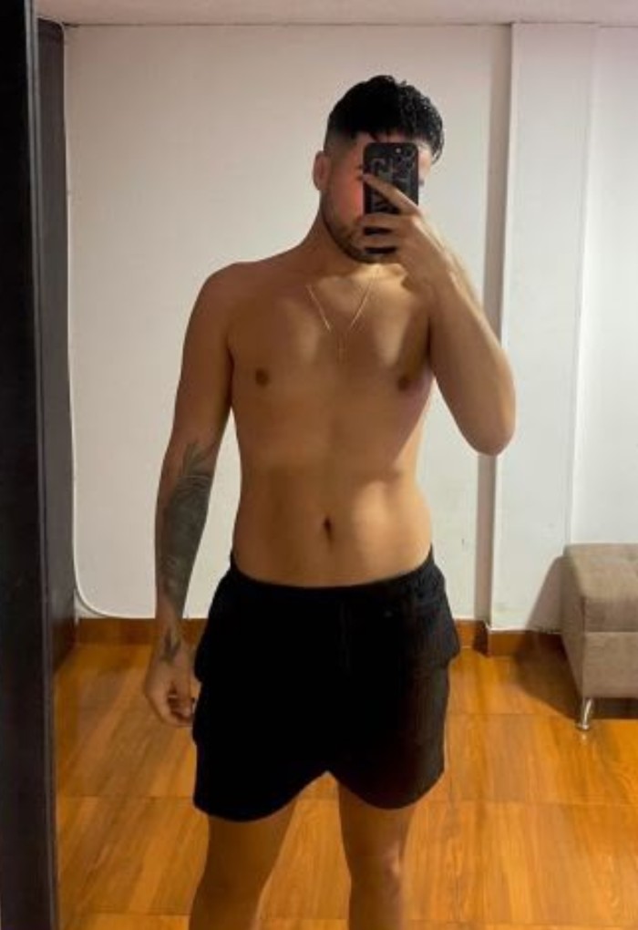 EN GANDIA – CHICO MASAJISTA COLOMBIANO DE LUJO PROFESIONAL Y CERCANO