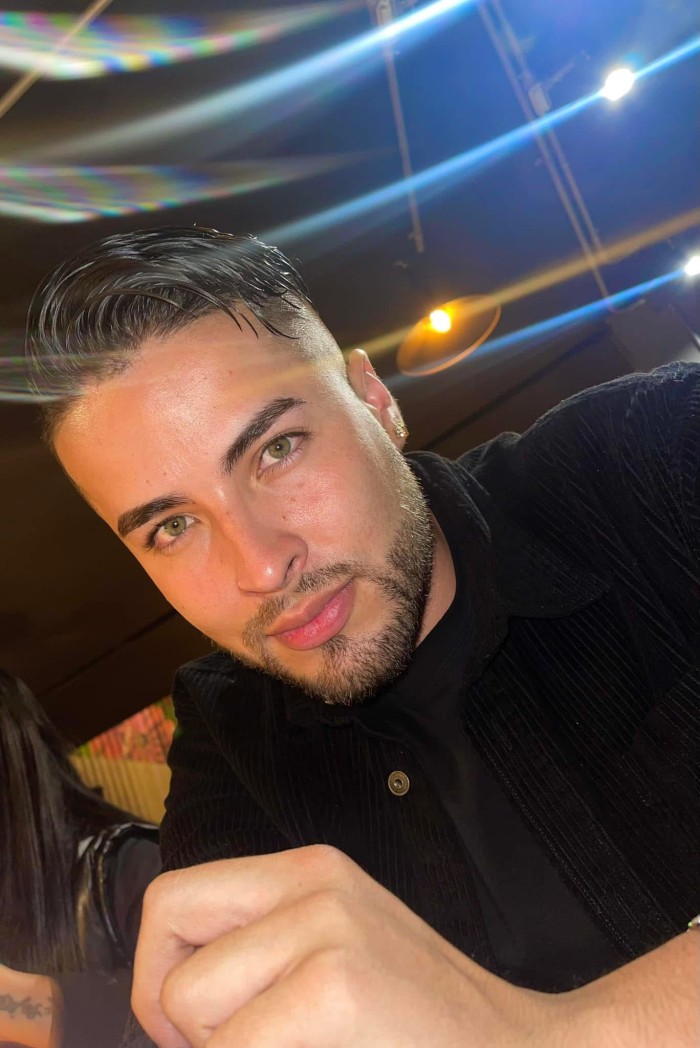 EN GANDIA – CHICO MASAJISTA COLOMBIANO DE LUJO PROFESIONAL Y CERCANO