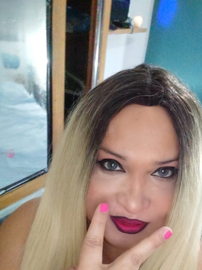 NIKOL EN BENIDORM