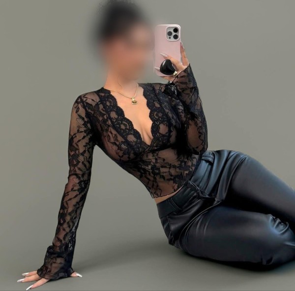 PAMELA 23 años, SENSUALIDAD QUE DESPIERTA DESEOS…