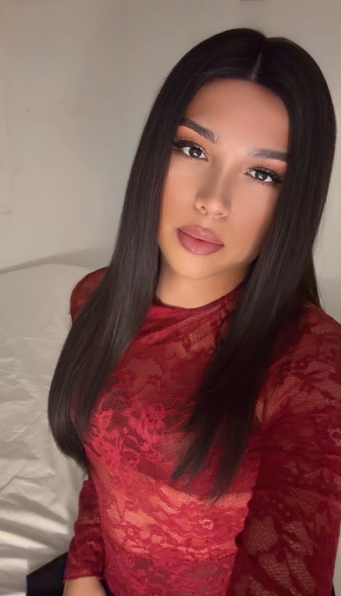 BELLA NIÑATA EN TRANSICIÓN 19 AÑITOS EN FUENGIROLA