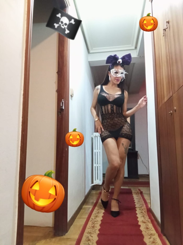 BELLISIMA TRANS JOVENCITA PERUANA RECIEN LLEGADA