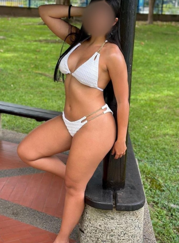 APASIONADA SENSUAL IMPLICADA CACHONDA COMPLACIENTE