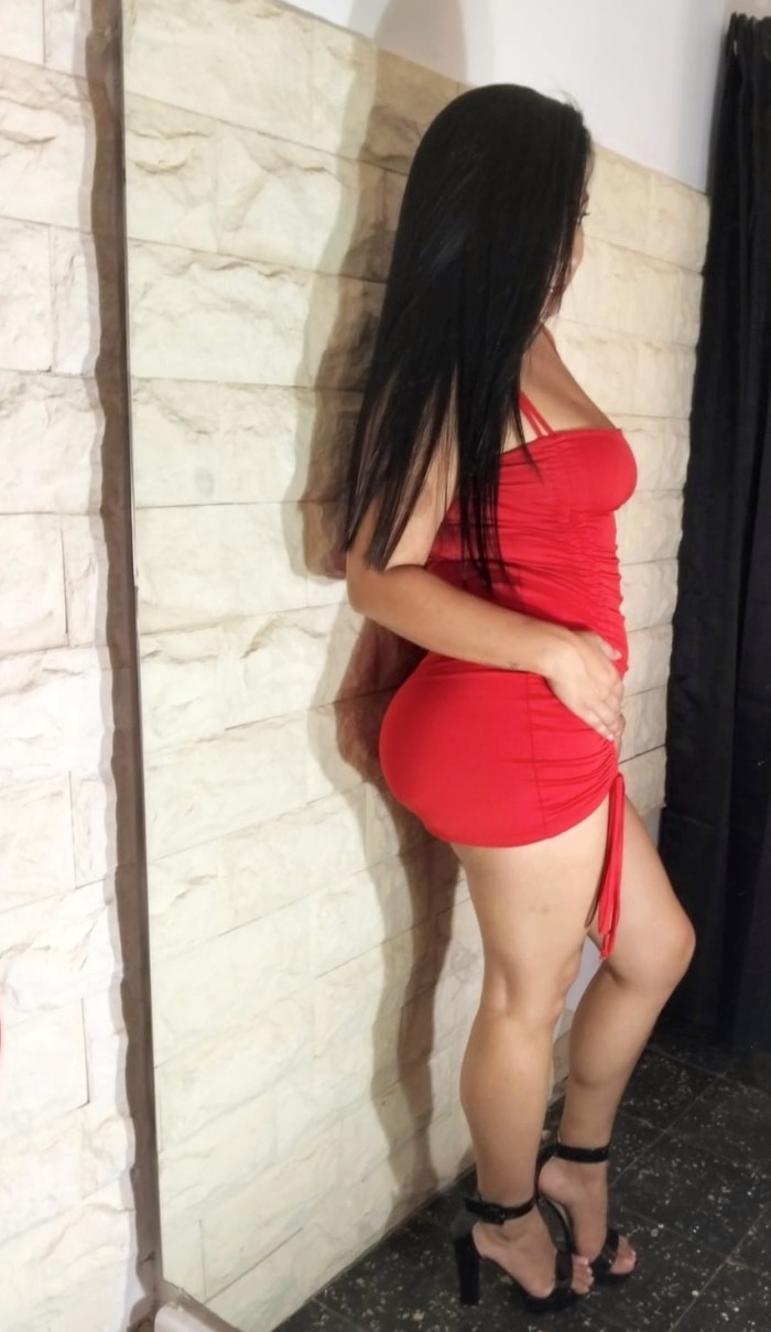 TATIANA CALLE TOTANA DISCRETAS DOS VECES 40€