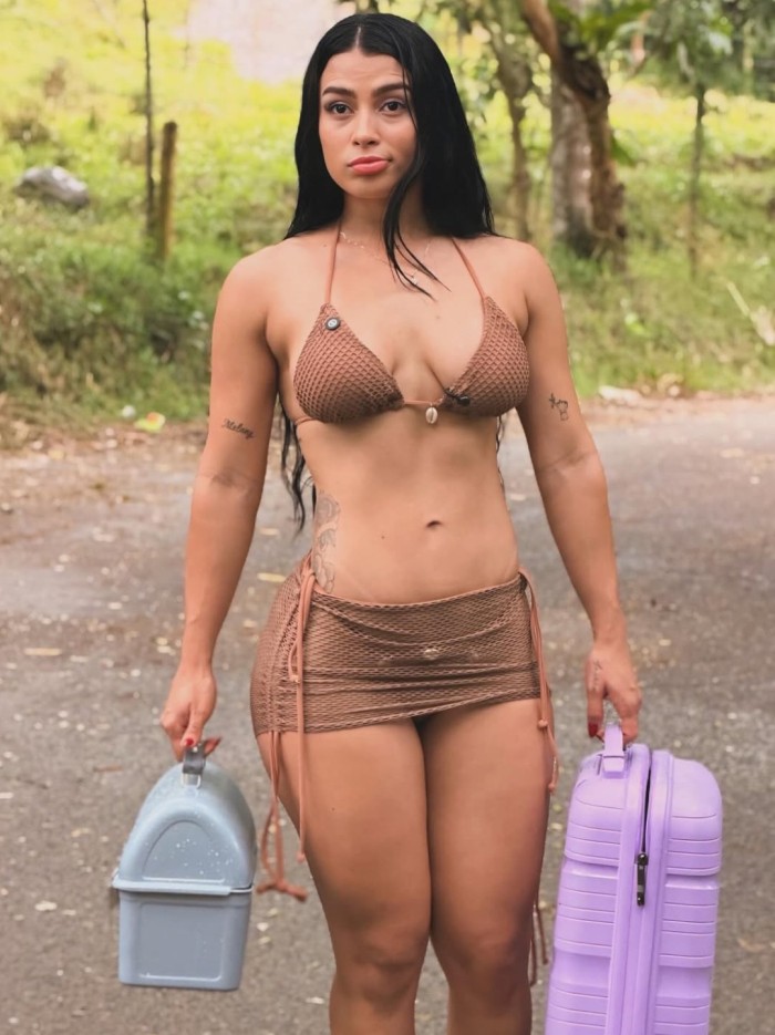 coqueta muy implicada y completa