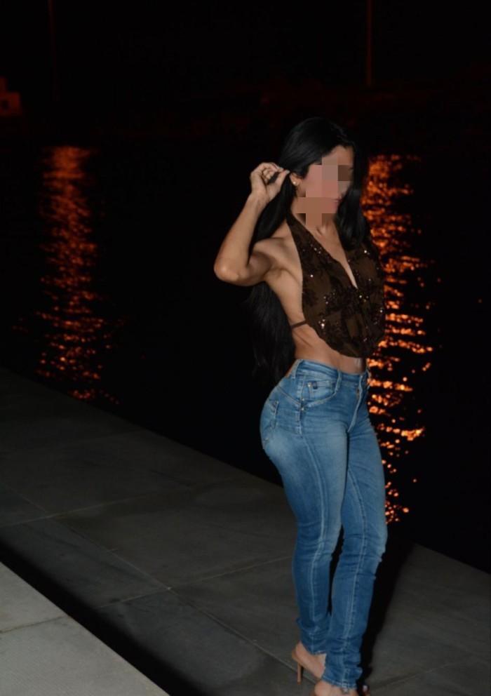 Bomba sexy nueva por la ciudad
