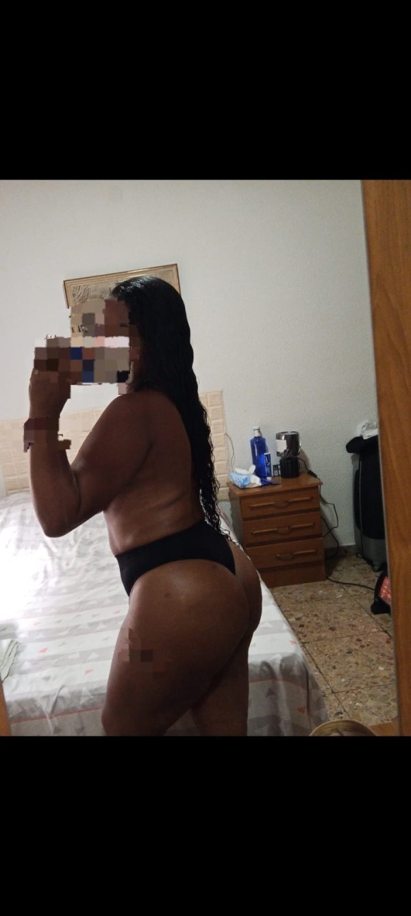 Dayana Colombiana explosiva
