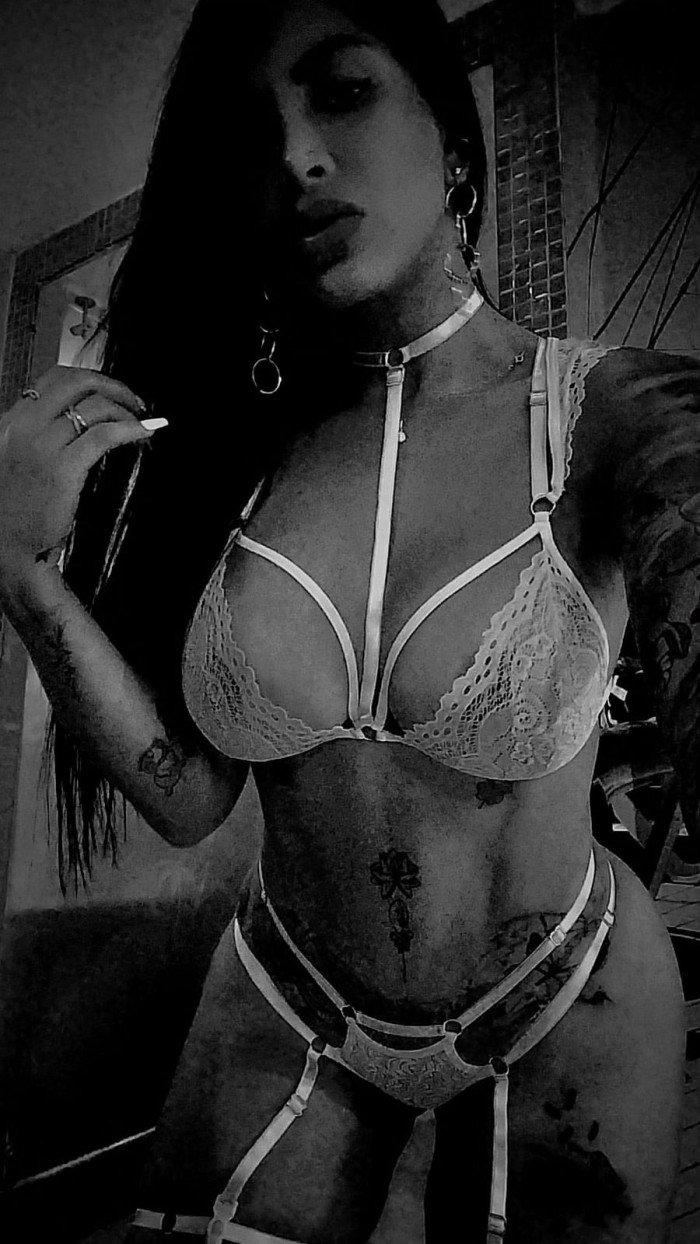 SALOU SALOU VIP AMORES PISO SOLA