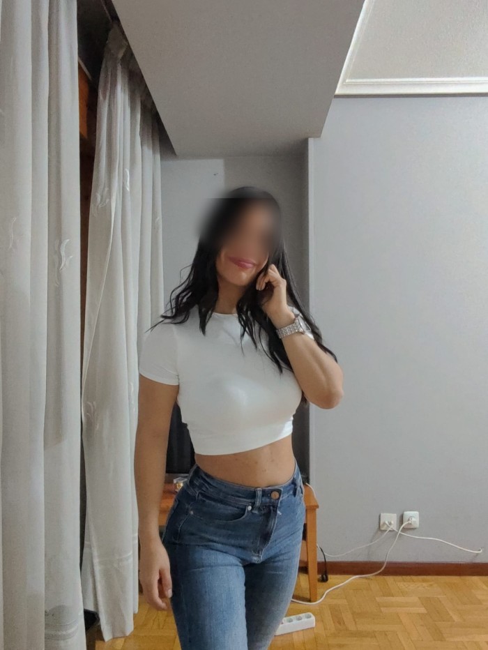 EN OVIEDO DELICIOSA CHICA SEXY CON GANAS DE SEXO