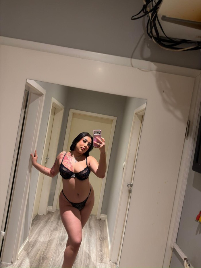LATINA ARDIENTE