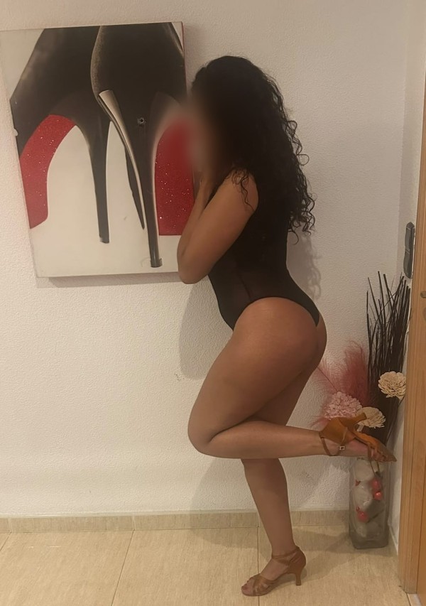 SOFIA,ESPAÑOLA DE 24 AÑOS DELGADITA INDEPENDIENTE