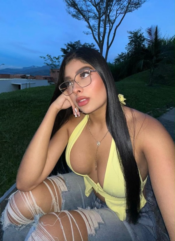 RICA VENEZOLANA RECIÉN LLEGADA