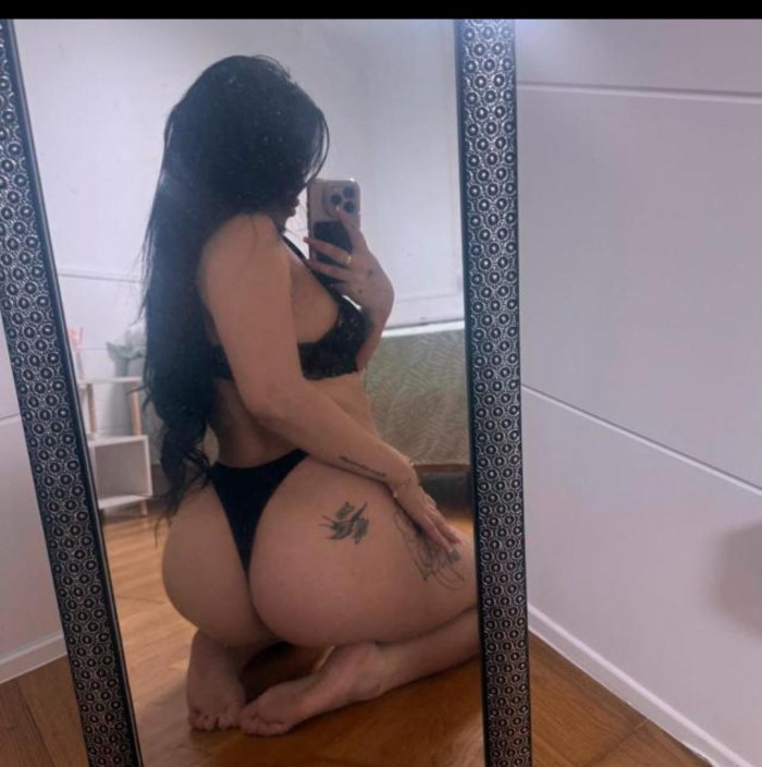 GABRIELA – MASAJISTA SENSUAL COLOMBIANA DE 21