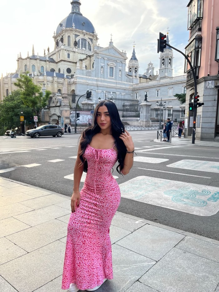 MUJER EXQUISITA DISPUESTA AL PLACER SIN LIMITES