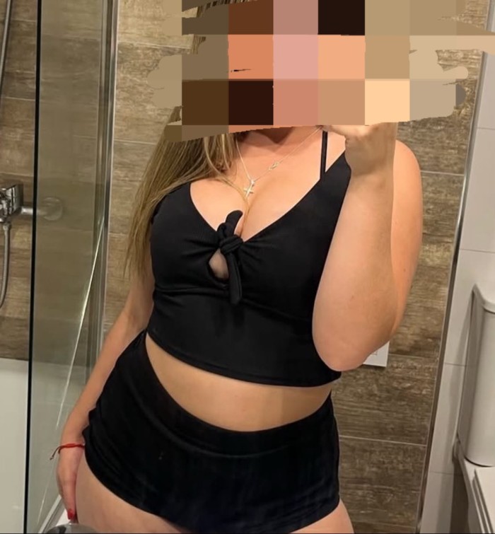 DIOSA DEL PLACER FIESTERA EN CALLE TORRES QUEVEDO