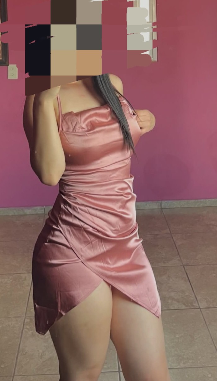 DIOSA DEL PLACER FIESTERA EN CALLE TORRES QUEVEDO