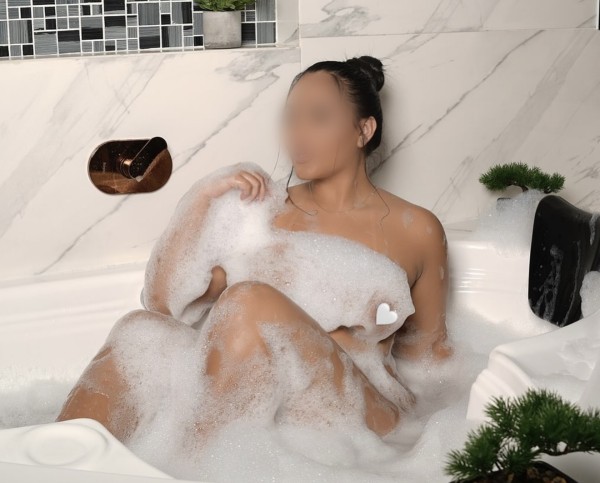 VALERIA PAISA FIESTERA EXCLUSIVA NUEVA EN CALPE