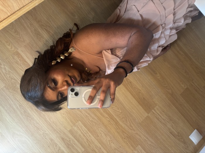 Hola Isabella encantada un placer conocerte