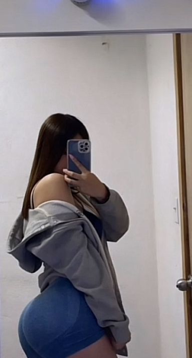 CHICA JOVEN 20 AÑITOS DE NOVEDAD