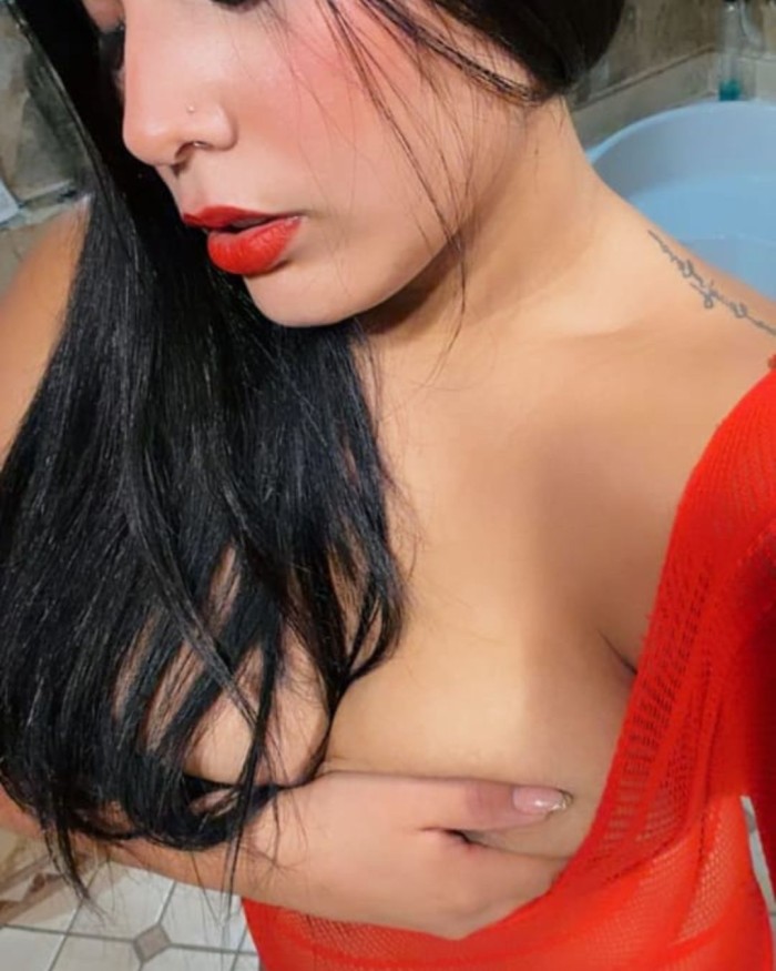 Rica Modelo venezolana 24 años – Piso privado