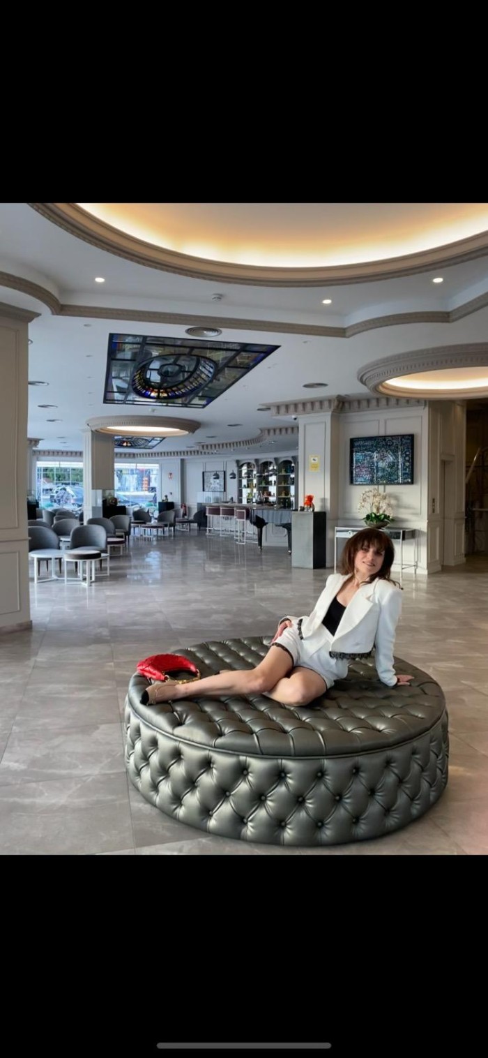 Tiffany – Juventud, elegancia y encanto español