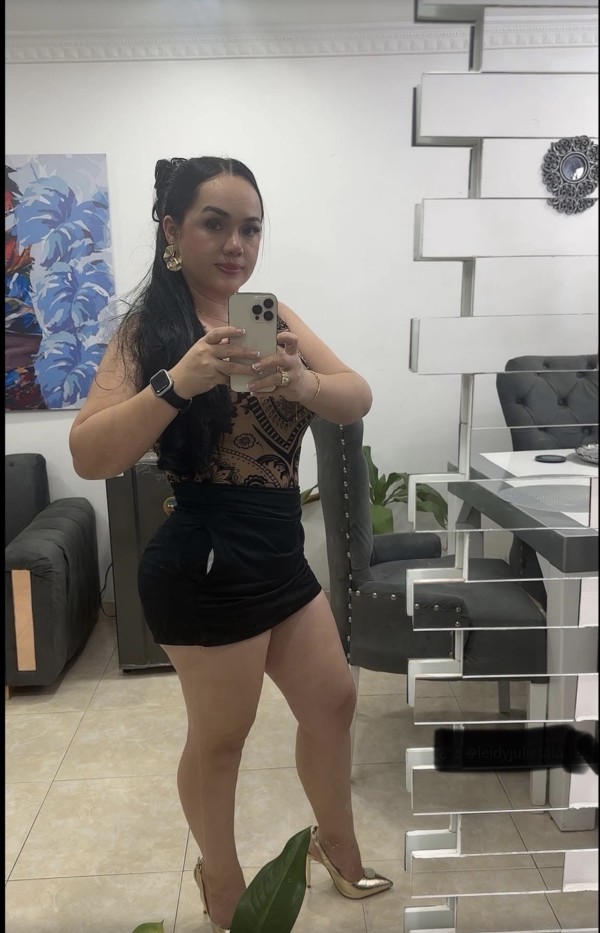 NUEVA EN LA ZONA PARA TÍ TE INVITO A VIVIR UN MOM