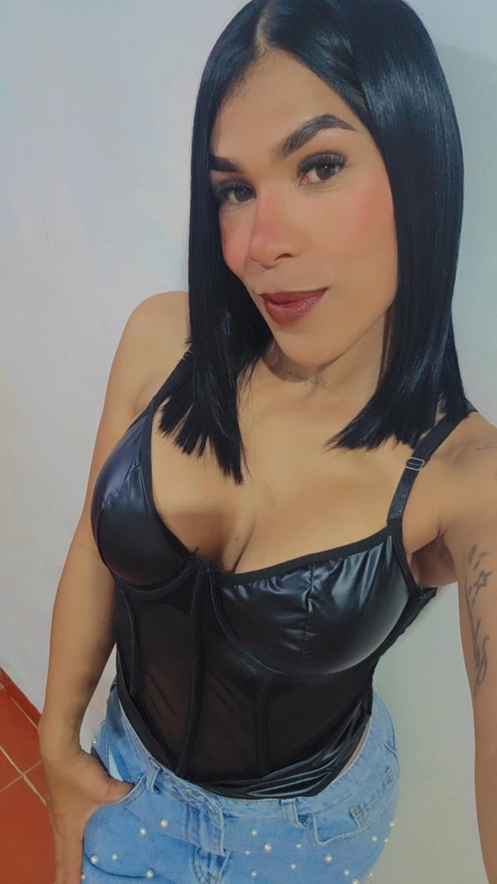 latina juguetona disponible para ti! PLAYA LAS CANTERAS